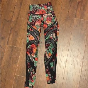 🌼2 for $100🌼 Lululemon Flower Print Leggings